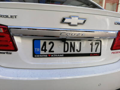 Chevrolet Cruze Bagaj Plaka Üstü Krom Cruze Yazılı - 1