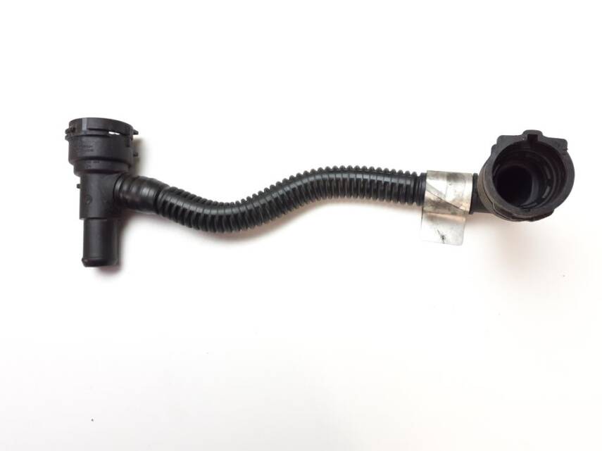 Yağ Soğutucu Hortumu Çıkış Astra J İnsignia A Gm 5650384 2.0 Dizel - 1